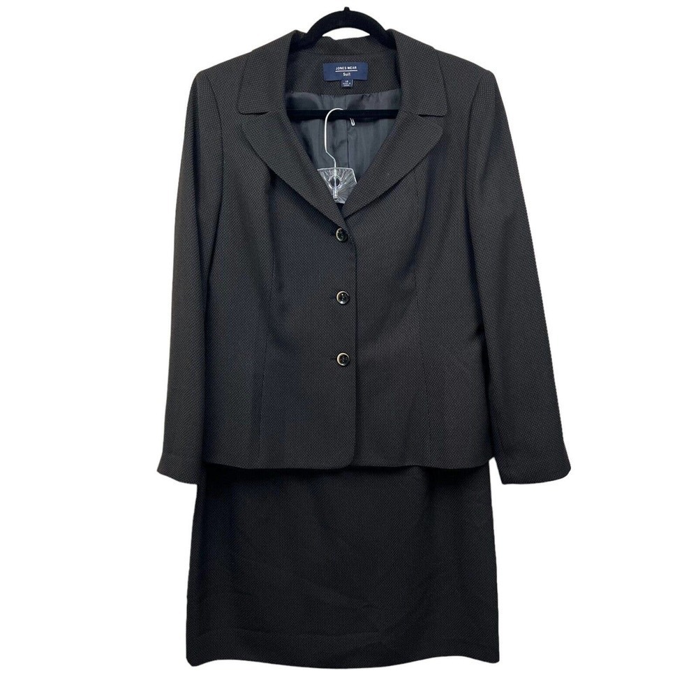 Jones Wear 2 Pcs‎ Skirt and Blazer Suit Women 3 Button Lined Dark Brown Size 14